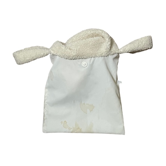 Y2K? Sherpa Strawberry Milk Mini Bag 🍓 - Picture 4 of 4